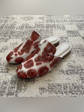 Alepel sophisticated hand-painted loafers, size 9